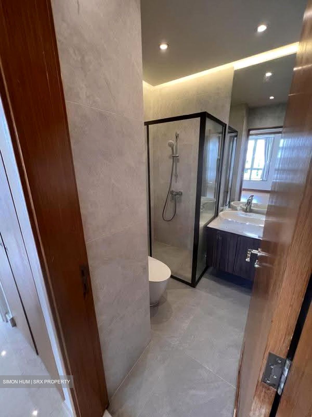 Duchess Manor (D10), Condominium #608008111